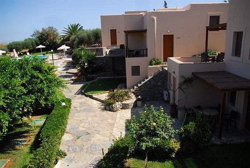 Ida Village Aparthotel