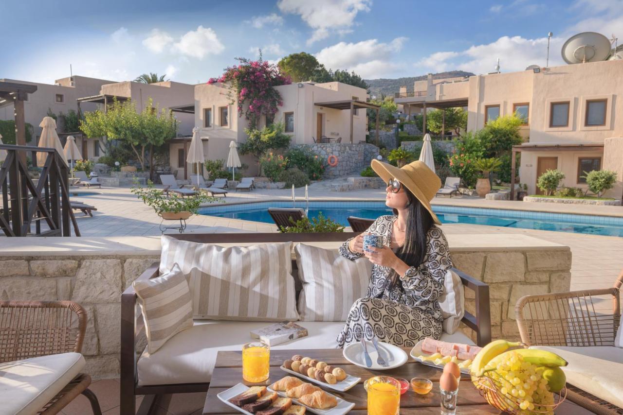 Ida Village Aparthotel 3*