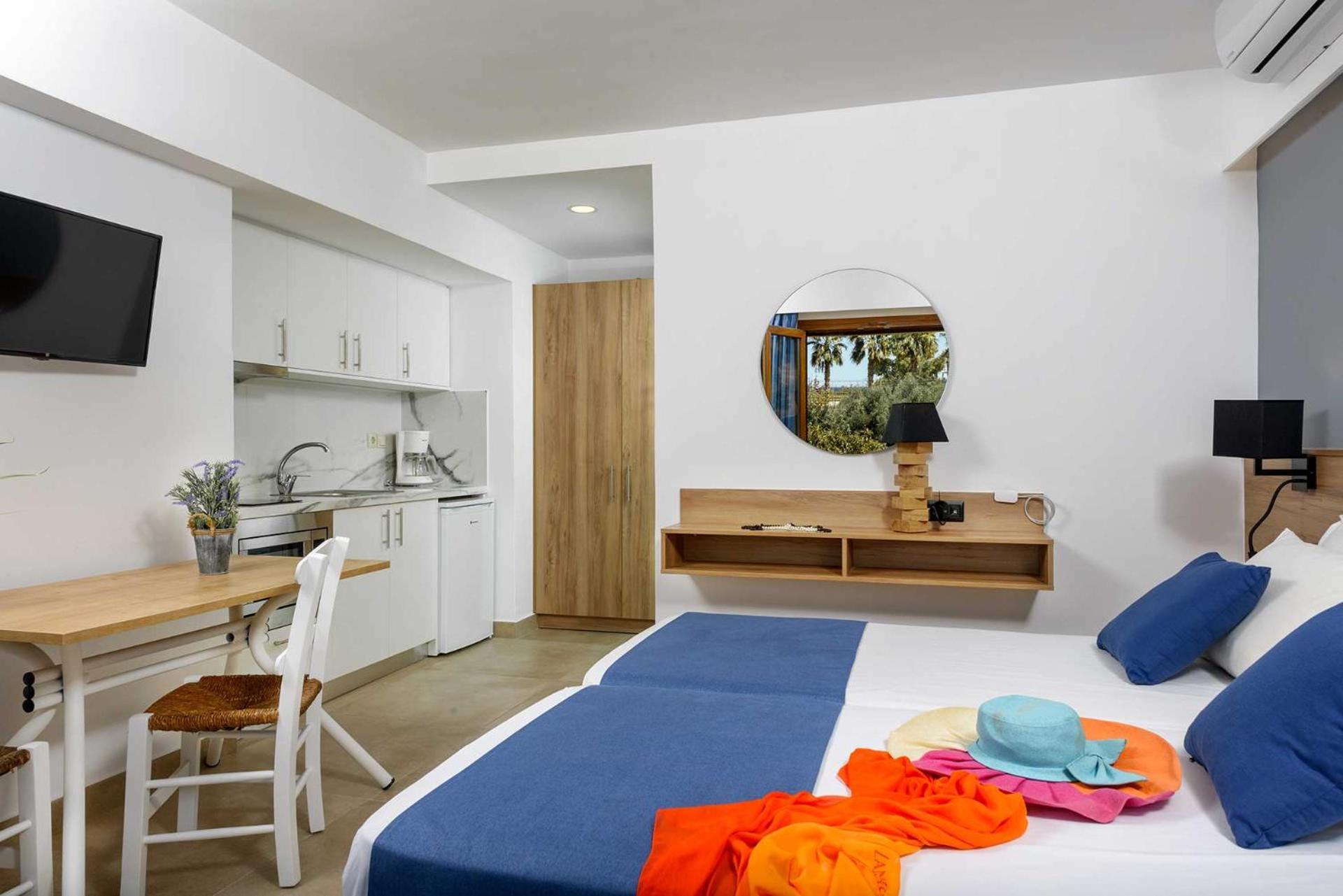Ida Village 3*