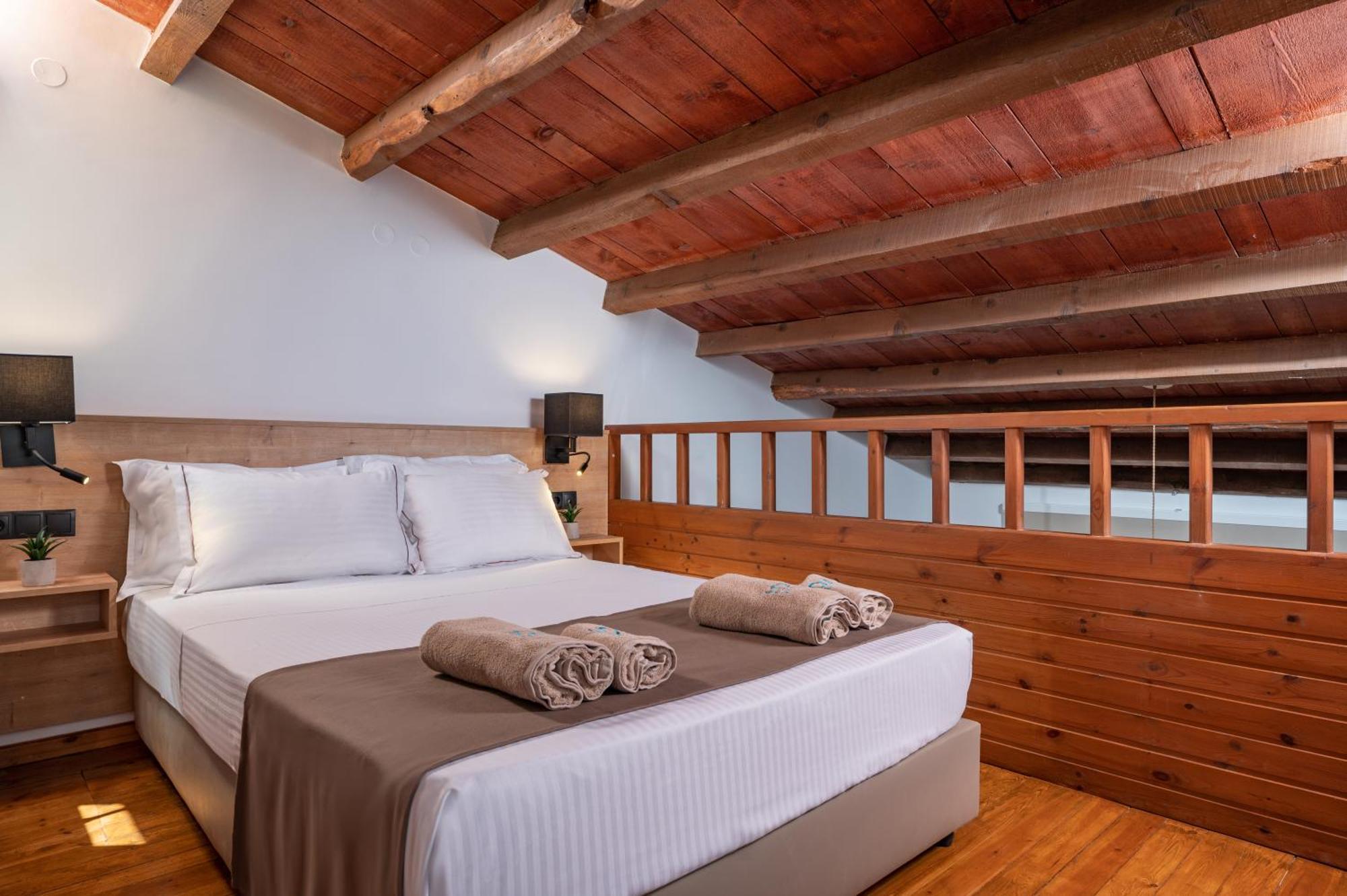 Ida Village Aparthotel